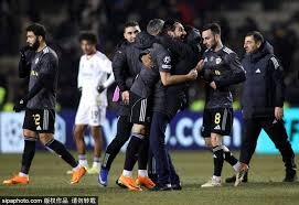 詹姆斯压哨绝杀！湖人1分险胜！结束三连败